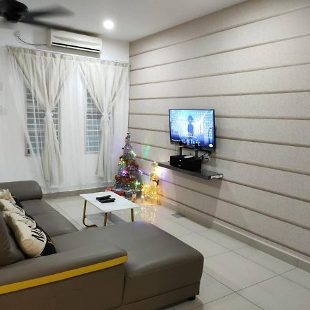Setia Home Sitiawan Ktv 12+4 Pax ภายนอก รูปภาพ