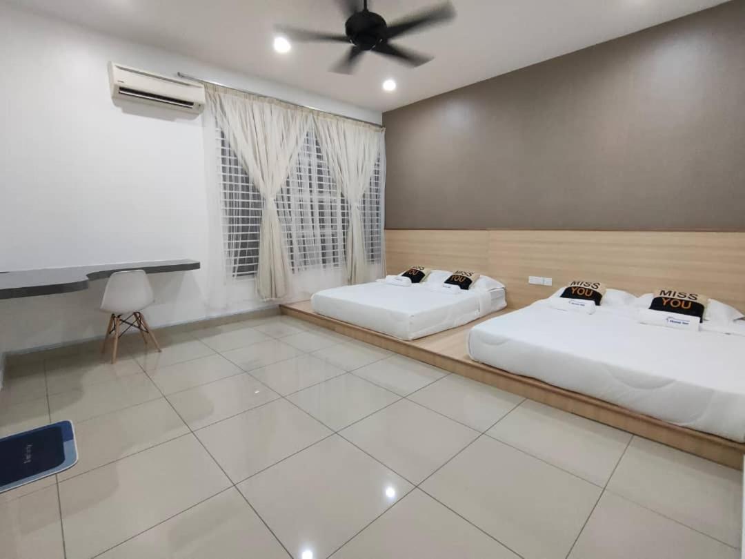 Setia Home Sitiawan Ktv 12+4 Pax ภายนอก รูปภาพ